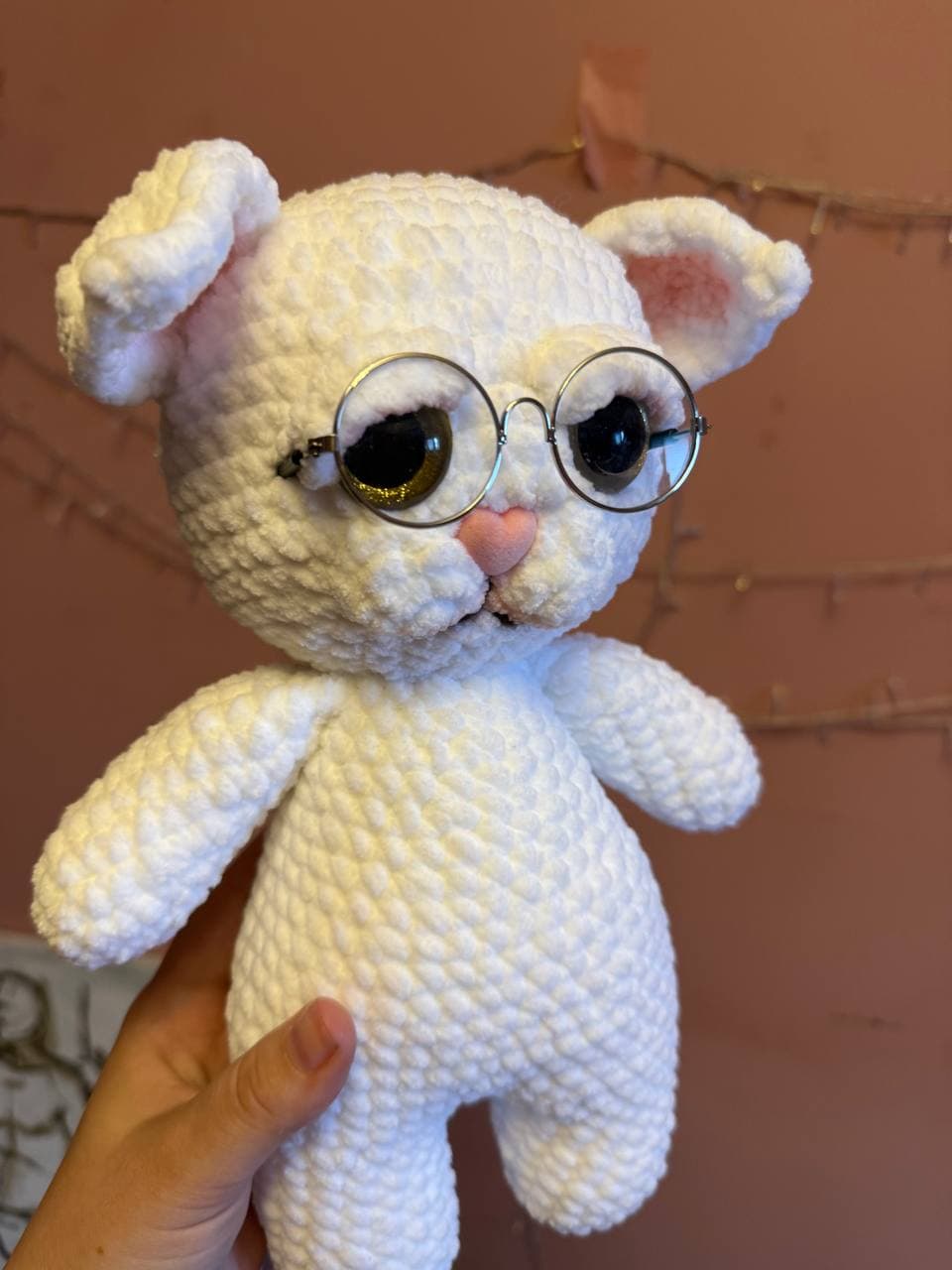 Foto de White Bunny with Glasses